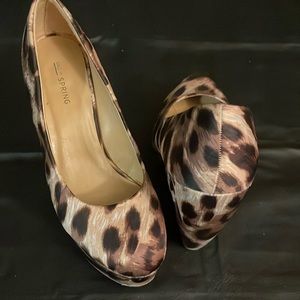 Ladies shoes